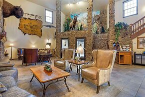 Comfort Inn & Suites Mt. Rushmore