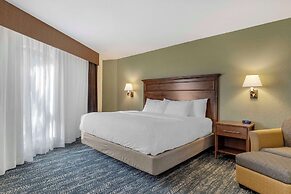 Comfort Inn & Suites Mt. Rushmore