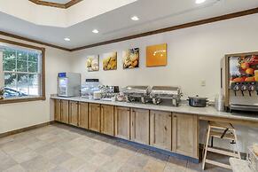 Comfort Inn & Suites Mt. Rushmore