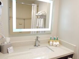 Holiday Inn Express & Suites Birmingham Trussville by IHG