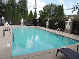 Holiday Inn Express & Suites Birmingham Trussville by IHG