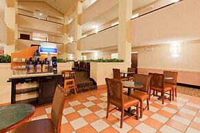 Holiday Inn Express & Suites Birmingham Trussville by IHG