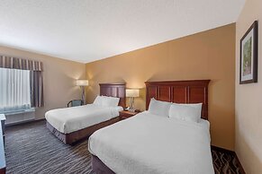 Best Western Plus Russellville Hotel & Suites