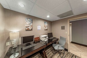 Best Western Plus Russellville Hotel & Suites