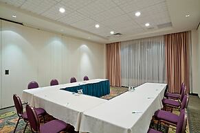 Holiday Inn Hotel & Suites North Vancouver by IHG