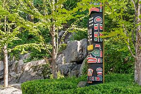 Holiday Inn Hotel & Suites North Vancouver by IHG