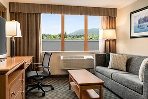 Holiday Inn Hotel & Suites North Vancouver by IHG
