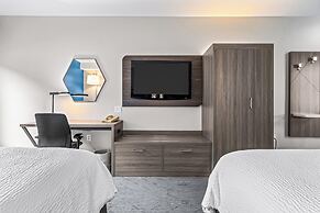 Holiday Inn Express Hotel & Suites Carneys Point by IHG