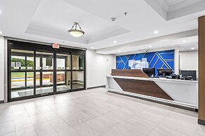 Holiday Inn Express Hotel & Suites Carneys Point by IHG