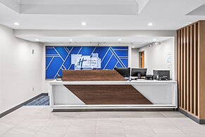 Holiday Inn Express Hotel & Suites Carneys Point by IHG