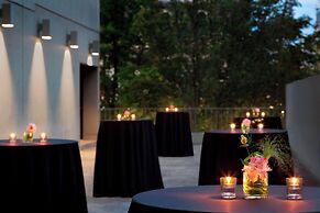 Hotel PUR Quebec, a Tribute Portfolio Hotel