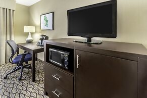 Holiday Inn Hotel & Suites-Milwaukee Airport by IHG