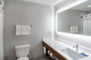 Holiday Inn Express Hotel & Suites Tell City by IHG