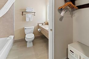 Quality Inn & Suites - Granbury