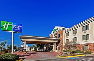 Holiday Inn Express & Suites Eagle Pass by IHG