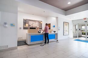 Holiday Inn Express Hotel & Suites Bedford by IHG
