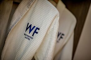 Waterfoot Hotel