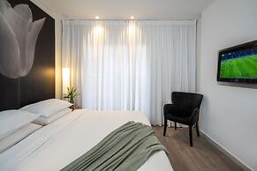 The Savoy Tel-Aviv, Sea Side