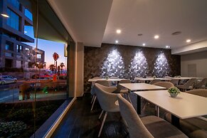 The Savoy Tel-Aviv, Sea Side