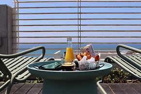 The Savoy Tel-Aviv, Sea Side