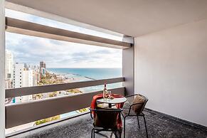 Seasons Hotel - Resort on The Beach