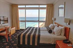 Seasons Hotel - Resort on The Beach