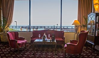 Seasons Hotel - Resort on The Beach