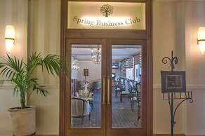 Seasons Hotel - Resort on The Beach