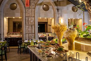 Olive Tree Hotel
