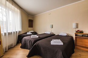 Liva Hotel