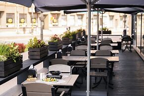 Liva Hotel