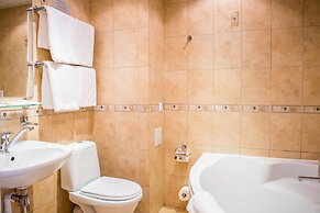 Liva Hotel