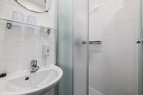 Liva Hotel