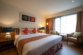 Silom Serene, a Boutique Hotel