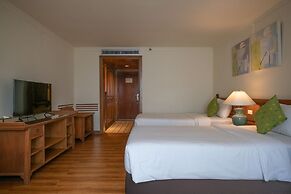 Silom Serene, a Boutique Hotel