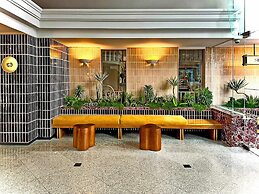 Silom Serene, a Boutique Hotel