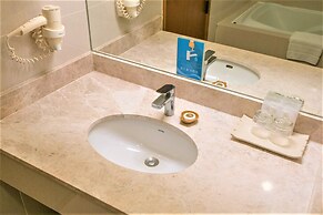 Silom Serene, a Boutique Hotel