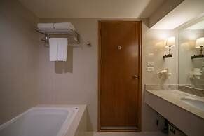 Silom Serene, a Boutique Hotel