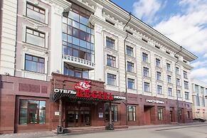 Regina Hotel on Peterburgskaya