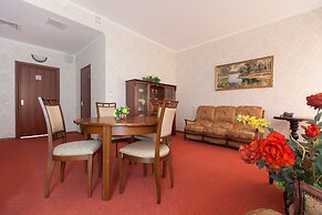 Regina Hotel on Peterburgskaya