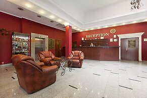 Regina Hotel on Peterburgskaya