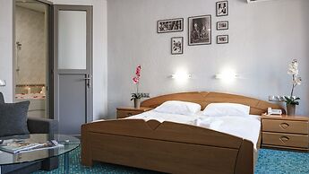 Marins Park Hotel Rostov