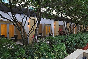 Intercontinental at Doral Miami by IHG