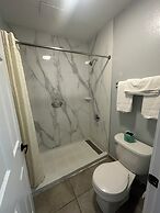 Key West Inn - Clanton