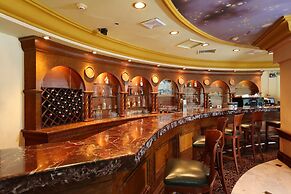 Aryaduta Suites Semanggi