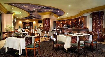 Aryaduta Suites Semanggi