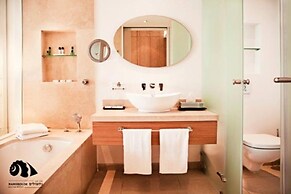 Nachsholim Holiday Village Hotel