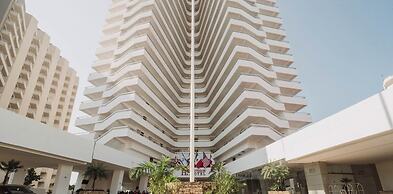 HS HOTSSON Hotel Acapulco