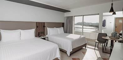 HS HOTSSON Hotel Acapulco