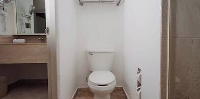 HS HOTSSON Hotel Acapulco